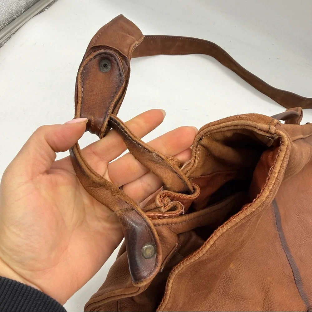 Hobo Brown Leather Crossbody Messenger Bag Distressed Grunge Bohemian Travel